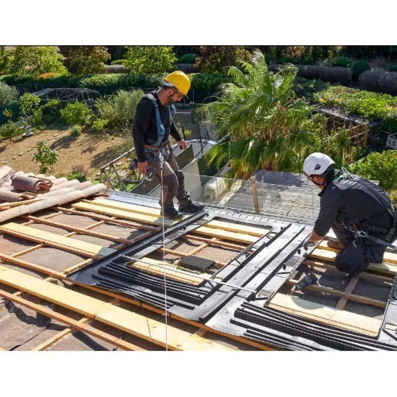 EASY ROOF INTEGRATION EASY ROOF INTEGRATION